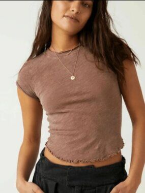 WE THE FREE PEOPLE BE MY BABY SCALLOPED EDGE TEE TOP RUSTY BROWN NEW L